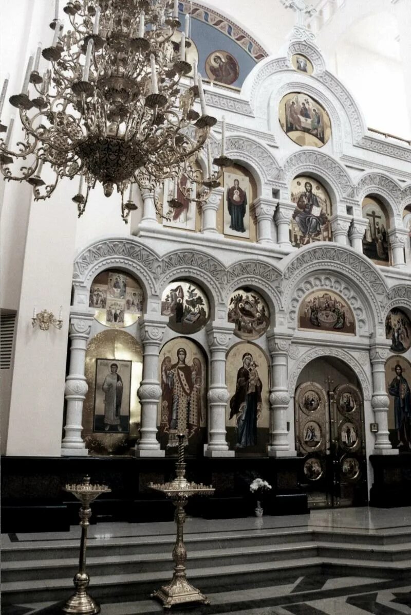 Храм николая 2 в екатеринбурге. Храм на крови екатеринбург расстрельная комната. Верхний храм храма на крови екатеринбург. Храм на крови екатеринбург семья романовых. Храм царской семьи в екатеринбурге.