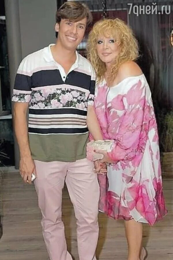 сколько лет разница у пугачевой. галкин и пугачева разница в возрасте. алла борисовна и максим галкин. максим галкин и алла пугачева разводятся. алла пугачёва и максим галкин разница в возрасте.