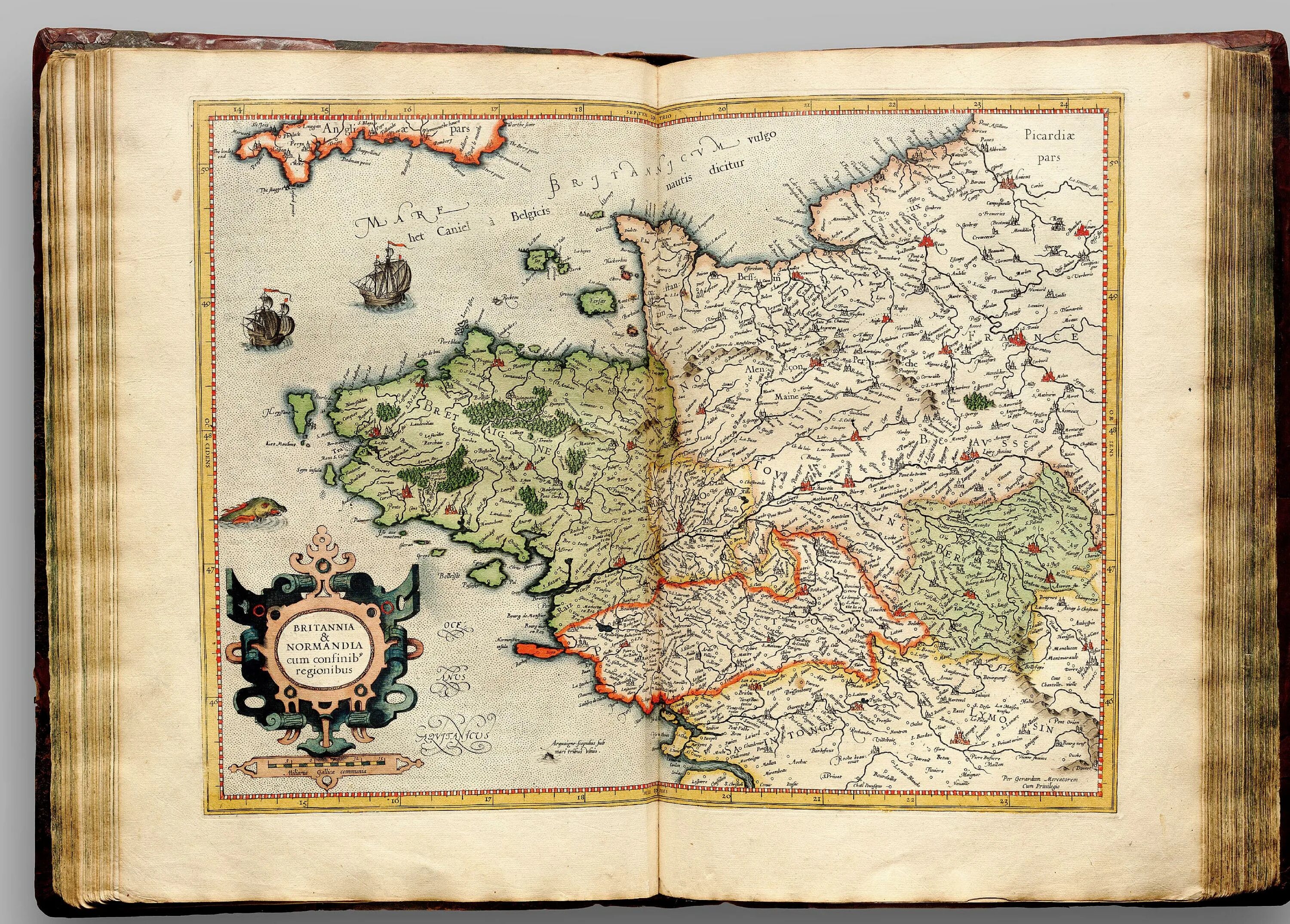 Герард меркатор атлас. Герард меркатор атлас. Атлас меркатора 1595 италия. Герард меркатор карта 1595 года. Карта герхарда меркатора 1595 russia.