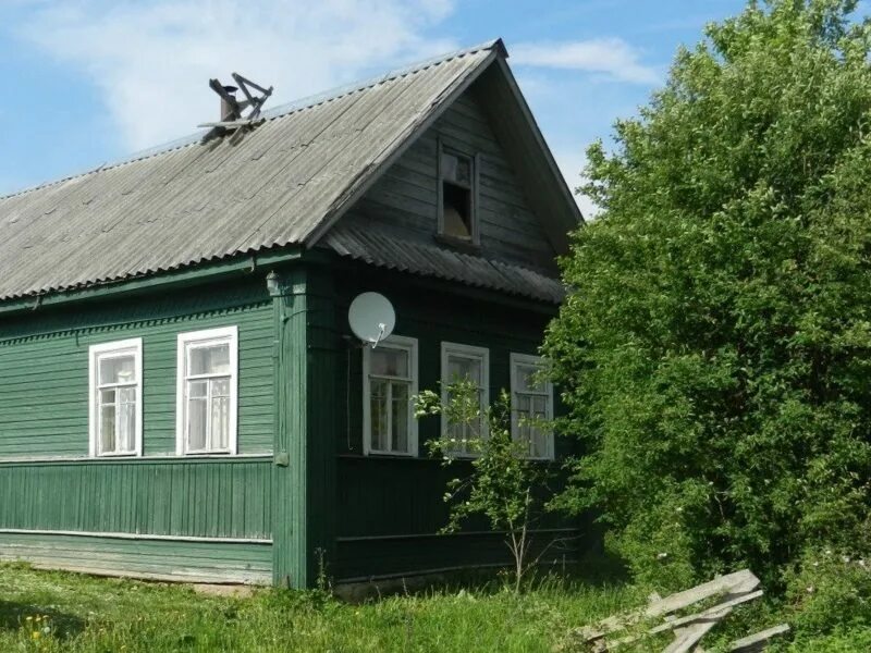 Купить дом в вишере новгородской области. Деревня Боровичи Новгородская область. Дом в Боровичах Новгородской области. Деревня Задорье Боровичский район. Деревня Заречная Боровичи.