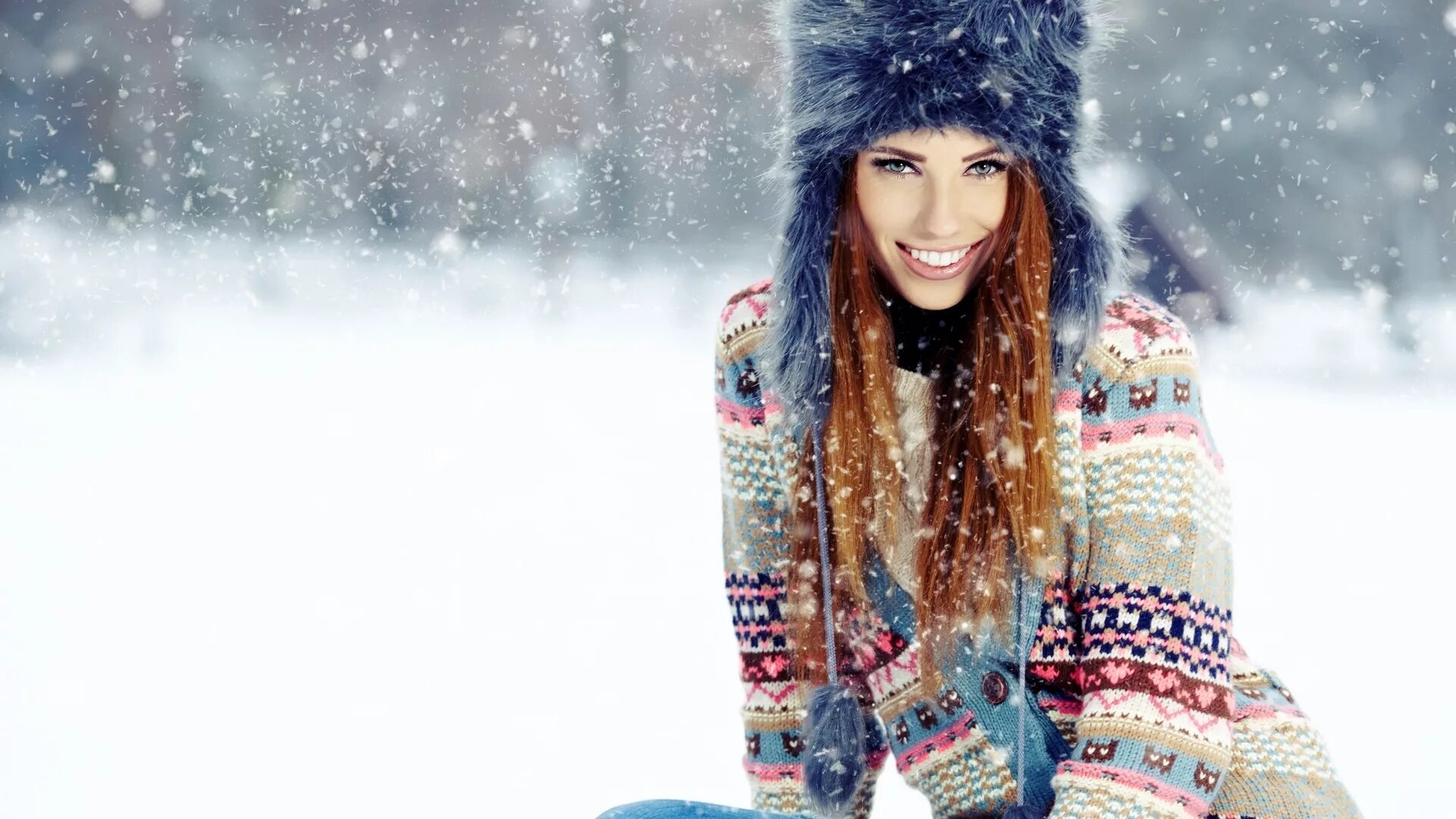 Алессандро ди чикко портрет взгляд. Зимняя фотосессия с цветами. Девушка февраль. Женщина зимой. Дзен ирина снежная шапка.