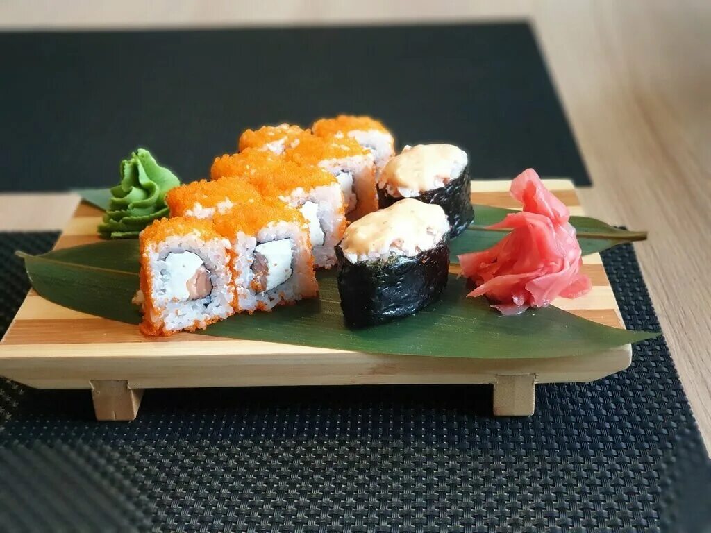 Шаурма беар кафе красноярск борисова 14. Шашлык из вырезки бычка. Роллы по 199 рублей. Воскресенье день для роллов. Суши хаус печора.