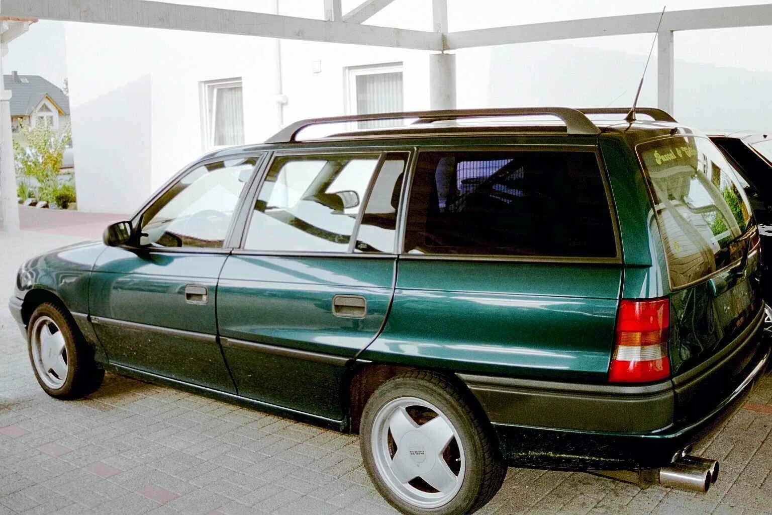 Opel Astra Caravan универсал 1997. Opel Astra f 1995 универсал. Opel Astra f 1997 универсал. Авито машина универсал