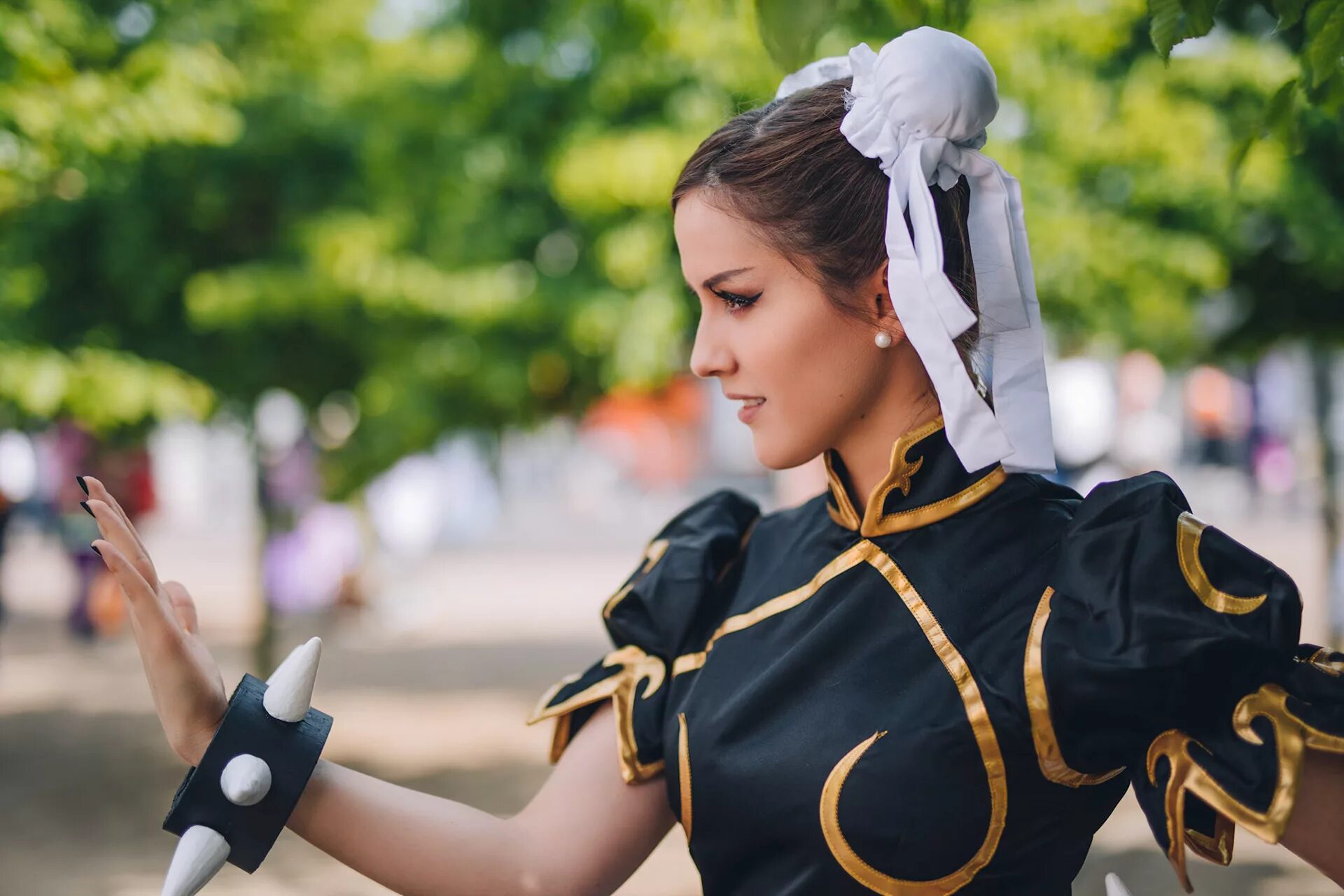 Cosplay chun. Чунь ли косплей. Чунь ли Street Fighter Cosplay. Street Fighter Chun li Cosplay. Chun li косплей.