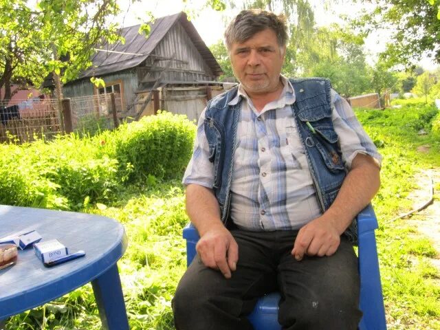 Мужчина вдовец познакомится. 65 Летний мужчина. Мужчина за 60. Мужчины от 55 до 65 лет. Деревенский мужчина 60 лет.