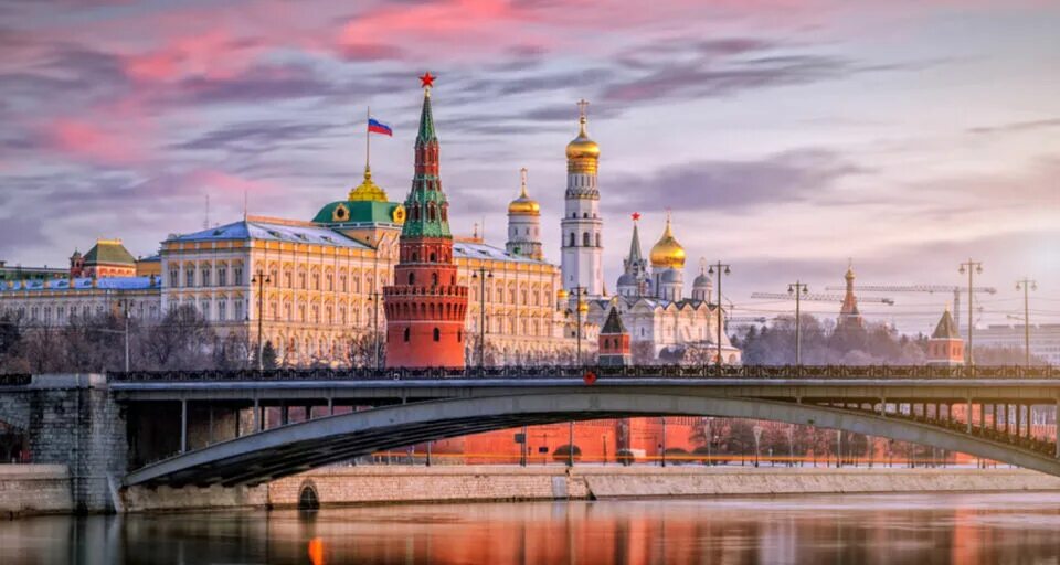 Поездка в москву на 3. Проект музей путешествий по москве. Путешествие в москву. Путешествовать в москве. Москва.