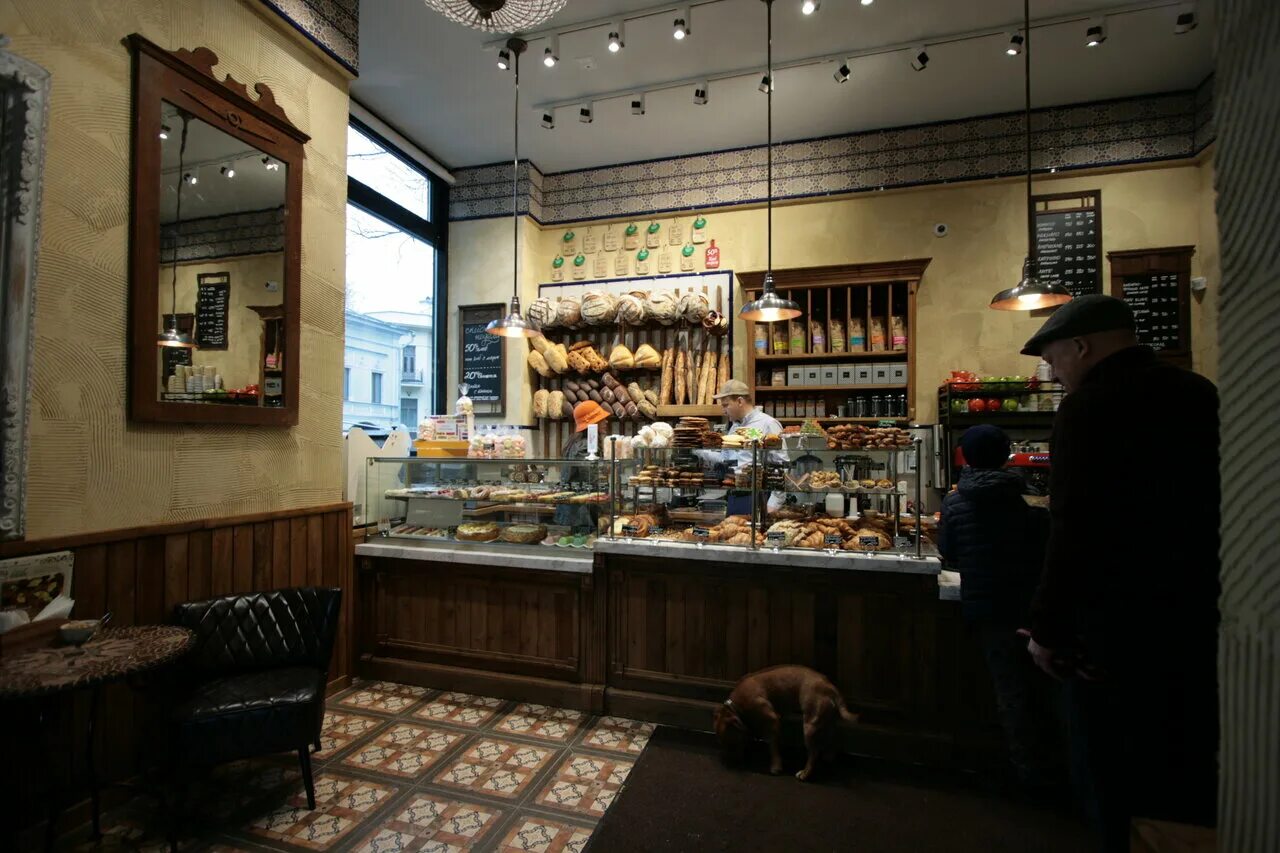 Хлеб насущный работа. Хлеб насущный никольская. Хлеб насущный работа. Хлеб насущный музеон. Хлеб насущный летниковская.