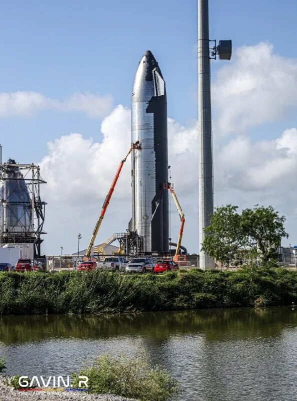 парк салют победа оренбург ракета. сады ракета. ракета поделка. сад живой ракета. макет ракеты поделка.