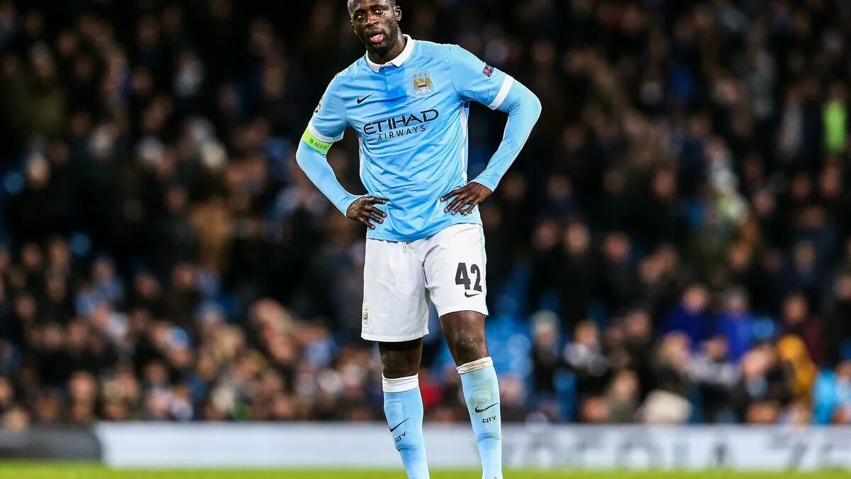 Yaya Toure. Yaya Toure Premier League. Яя туре 2024. Уилшер Яя туре. Сену туре