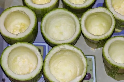Кабачки в горшочках в духовке