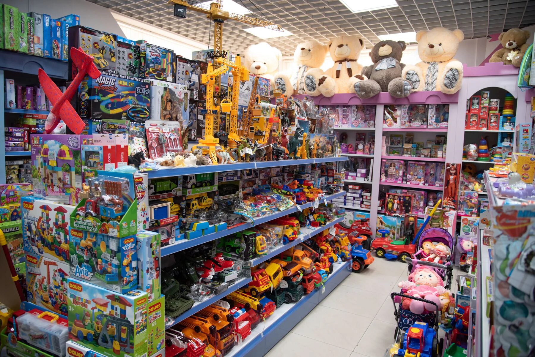 В каком магазине игрушек можно купить. Магазин игрушек. Детские игрушки. Игрушки магазин игрушек. Детская игрушка.