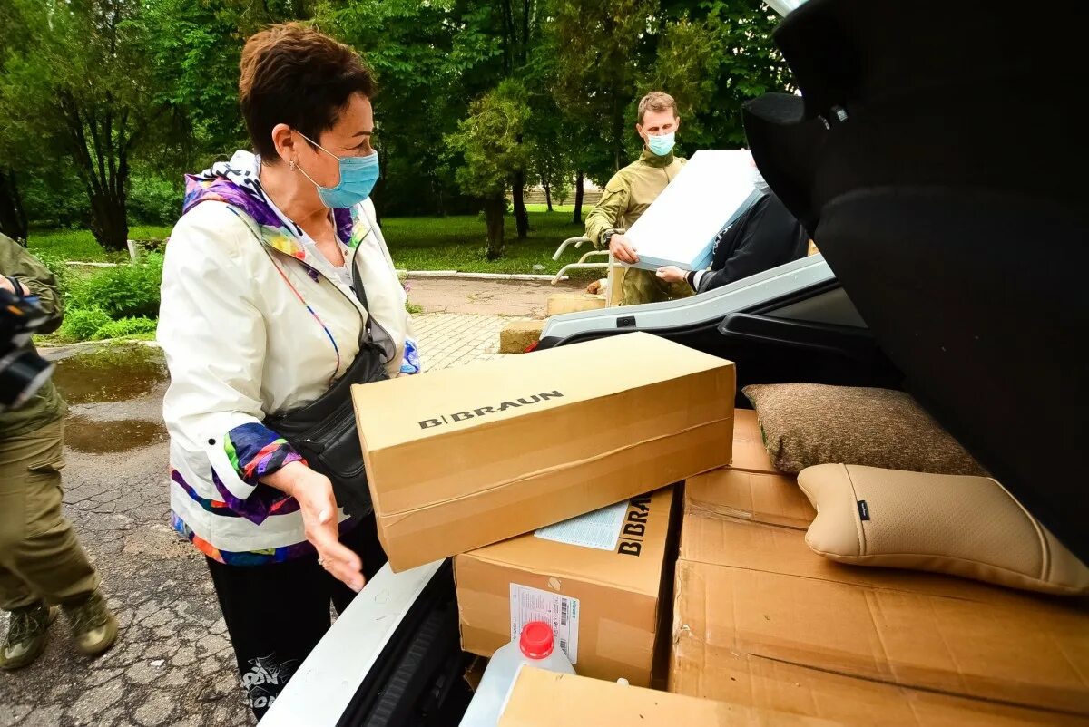 Родион мирошник русская весна в донбассе. Митинги на донбассе 2014. Мемориал подвигу шахтеров макеевки. Москва в будущем. Пространства в москве.