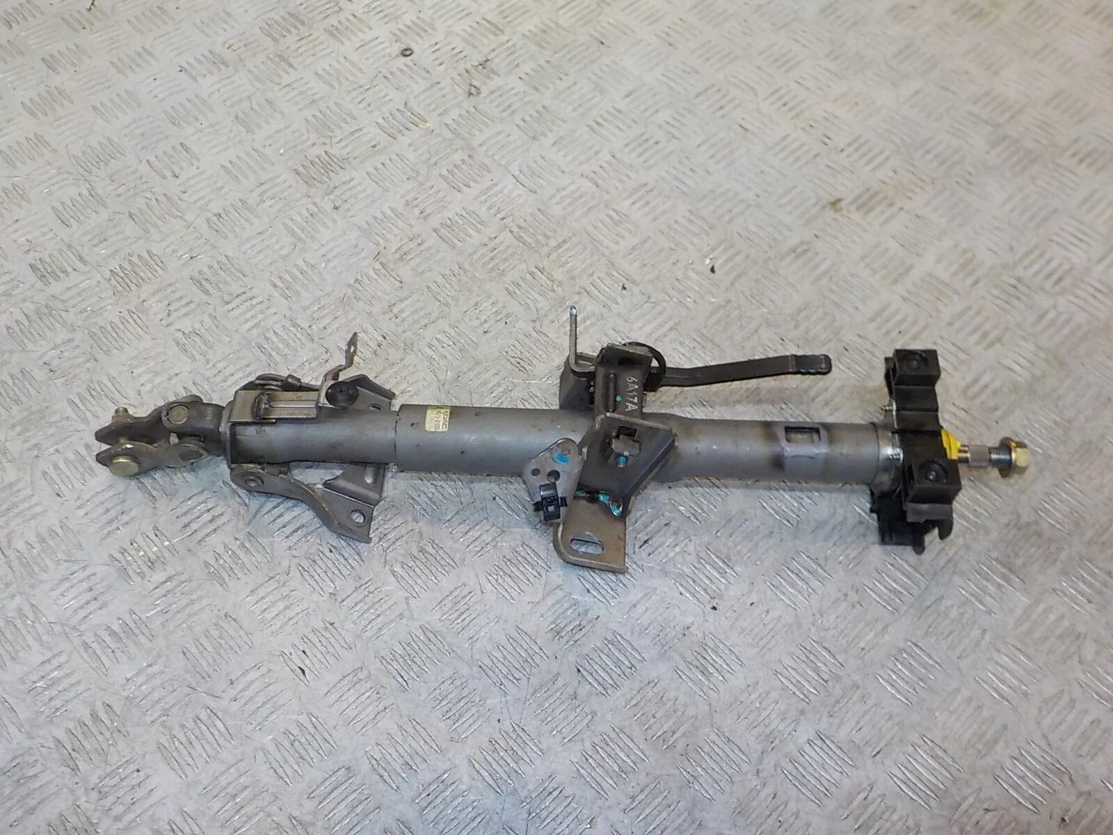 Рулевая колонка ниссан альмера g15. 4401095f0a. Рулевая колонка альмера классик. Рулевая колонка ниссан альмера фото. Альмера b10 рулевая.
