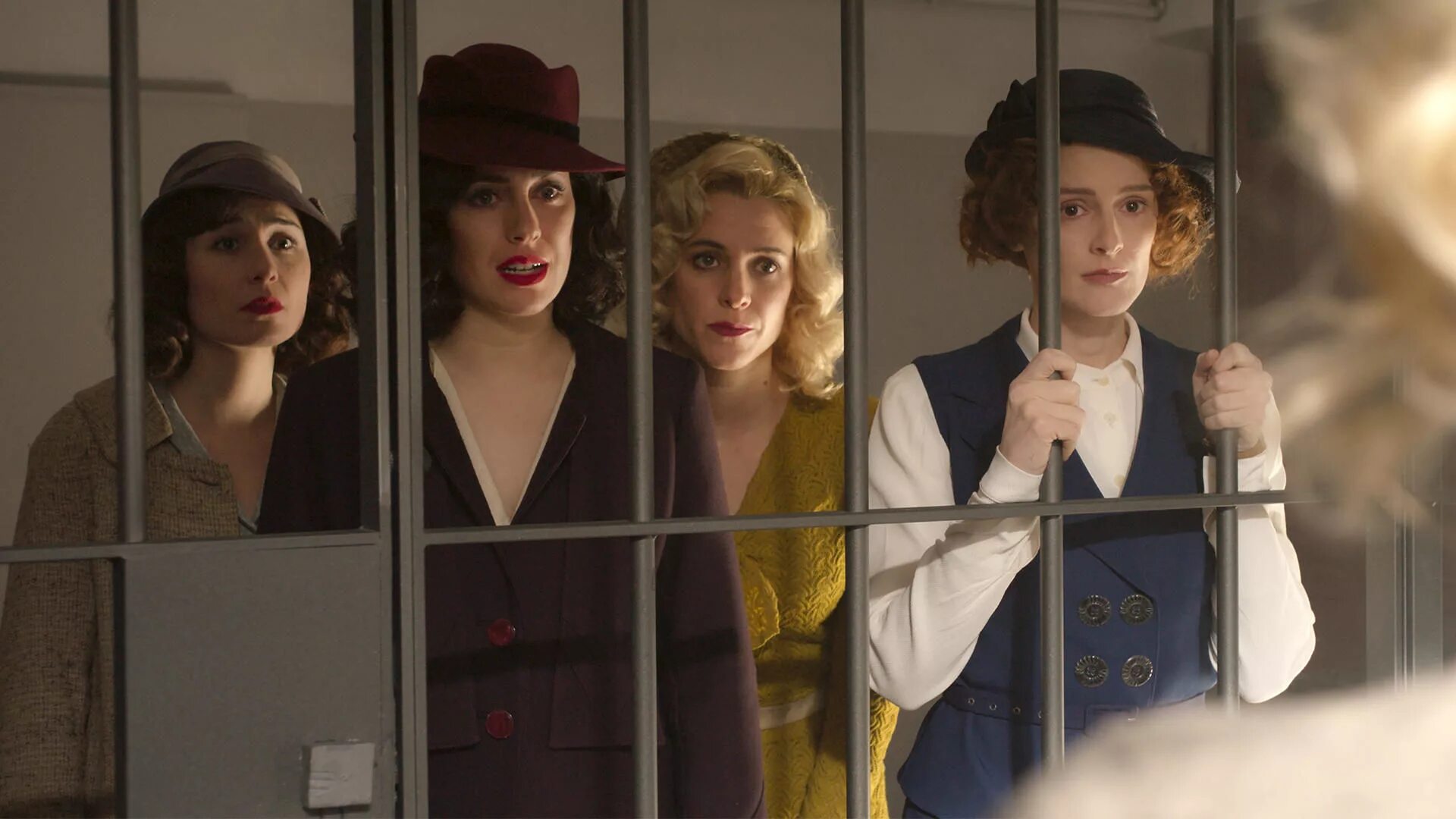 Las chicas cable. Бланка суарес телефонистки. Las chicas cable. Las chicas cable. Телефонистки постер.