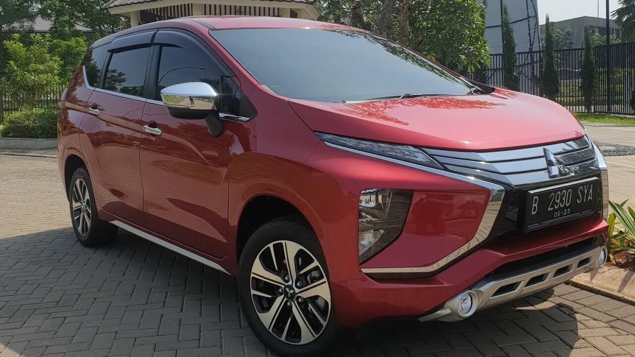 Expander cross. Митсубиси экспандер 2025. mitsubishi expander cross 2025. mitsubishi xpander cross 2025. expander cross mitsubishi 2025.