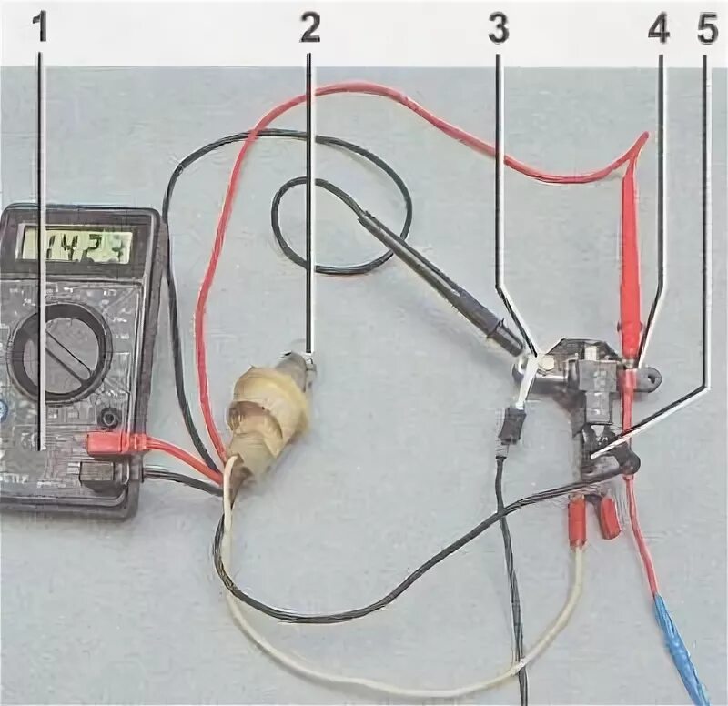 Как проверить регулятор напряжения ваз. Проверка реле регулятора напряжения генератора ВАЗ 2107 мультиметром. Реле регулятор напряжения генератора ВАЗ 2107 мультиметром. Прозвонка генератора ВАЗ 2110 мультиметром. Схема проверки регулятора напряжения генератора ВАЗ 2110.