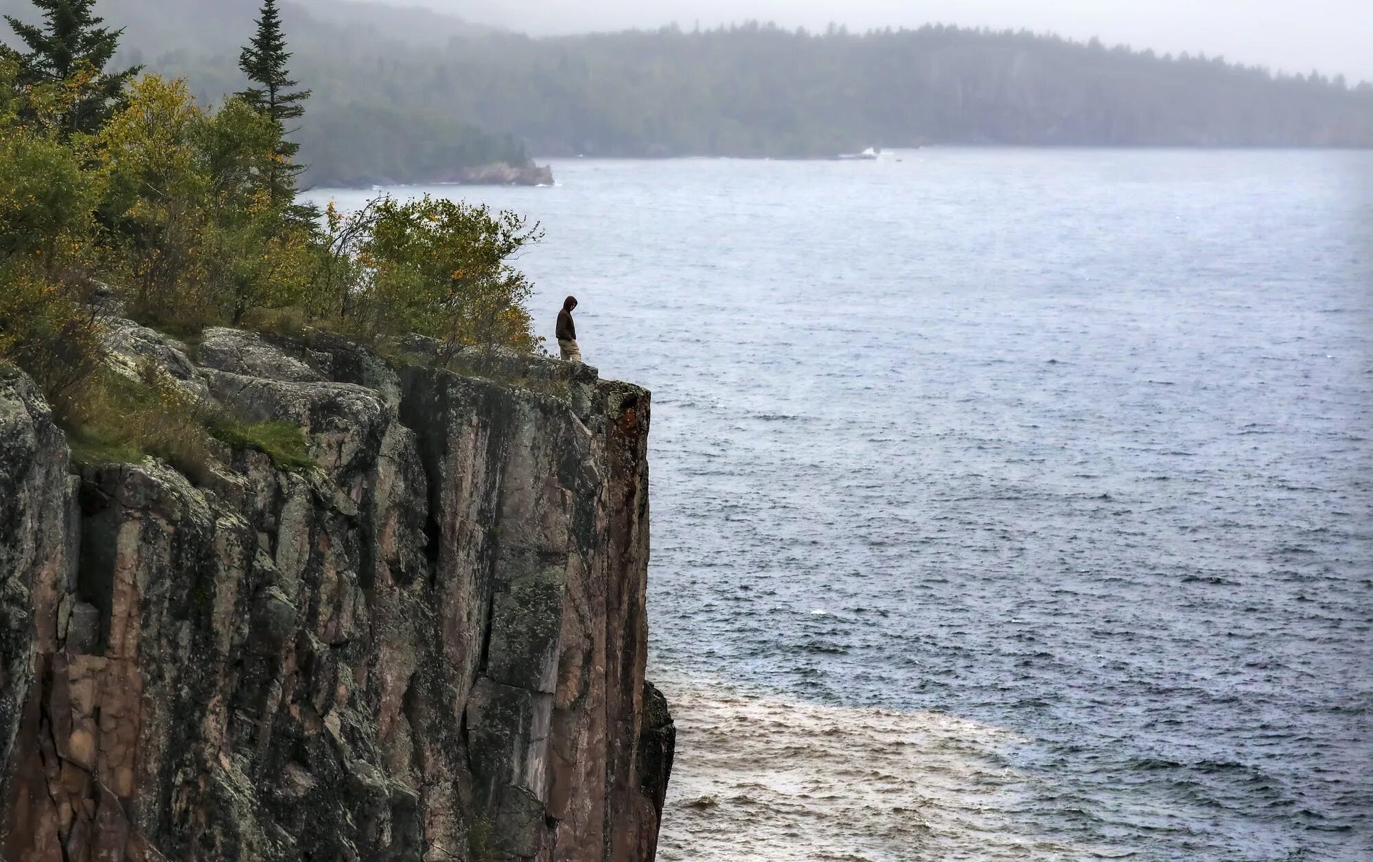 Верхнее (Lake Superior) — озеро. Озеро Супериор. Озеро верхнее Северная Америка. Верхнее озеро Кананаскис.