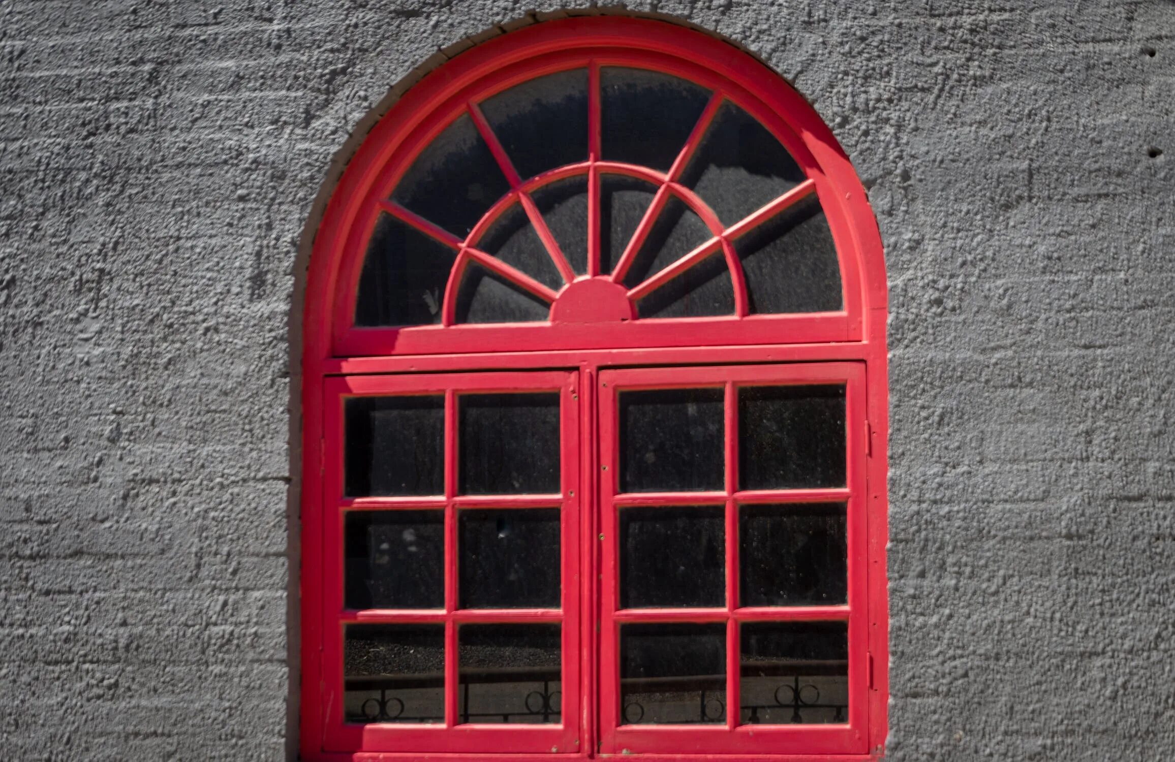 Red window
