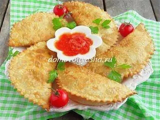 Рецепт вкусных чебуреков из свинины