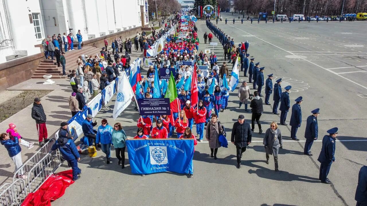 Последние новости в ульяновске на сегодня. Городская эстафета Ульяновск 2022. Легкоатлетическая эстафета Ульяновск. Эстафета Ульяновск 2022 районная. Эстафета Ульяновск 2022 34 гимназия.