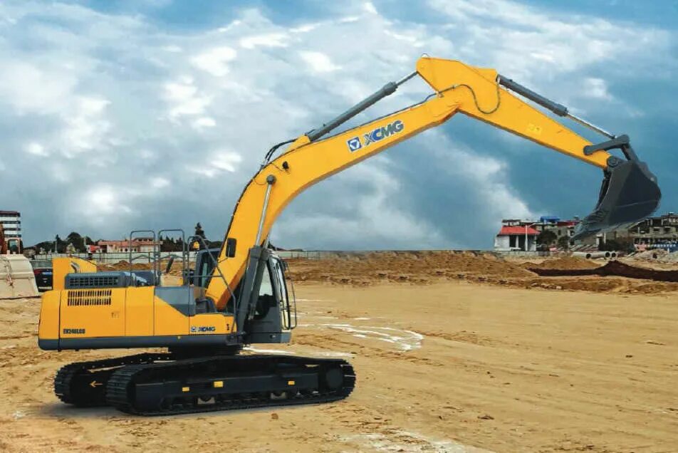 XCMG xe260d. Гусеничный экскаватор XCMG xe225dn. XCMG 225 экскаватор гусеничный. XCMG 305 экскаватор. Экскаватор xcmg отзывы