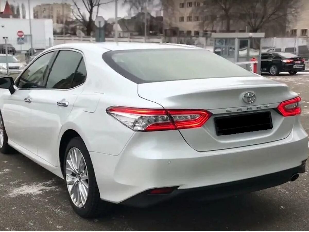 Камри 2.5 70 кузов. Тойота Камри 2018 белая. Toyota Camry 2018 2.0. Toyota Camry 70 2.5. Toyota Camry 70 3.5.