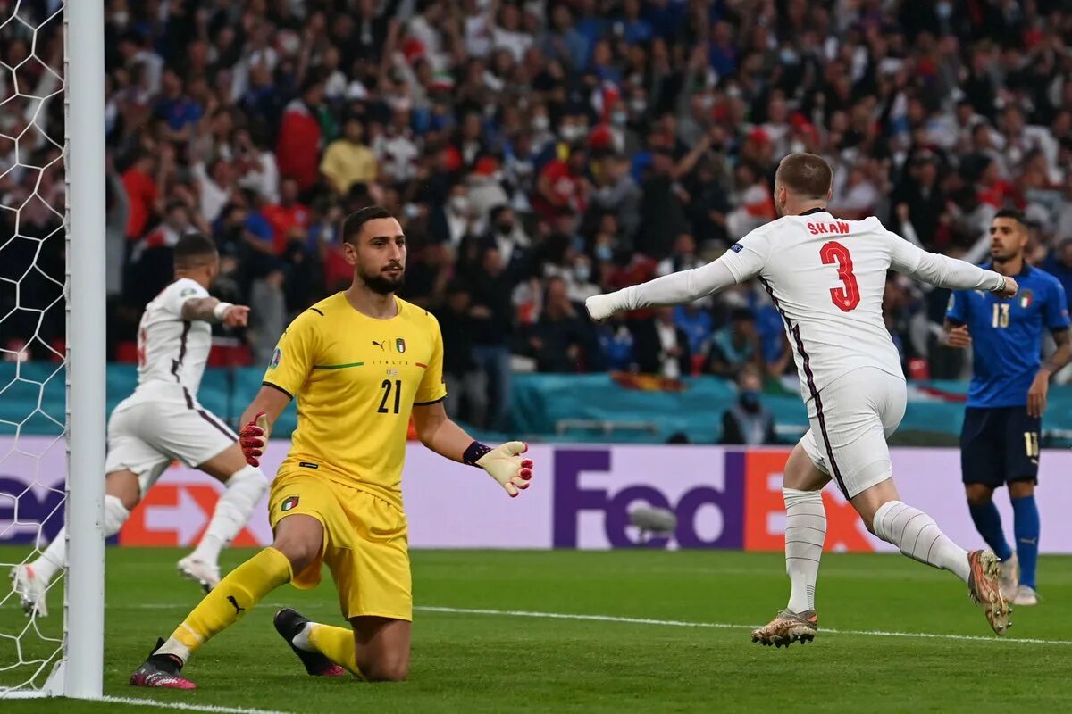 Сборная испании чемпионат европы 2021. Сборная уэльса по футболу на чм 2022 года. Матчи евро сегодня трансляция. Ереван трансляция футбола\. Матчи евро сегодня трансляция.