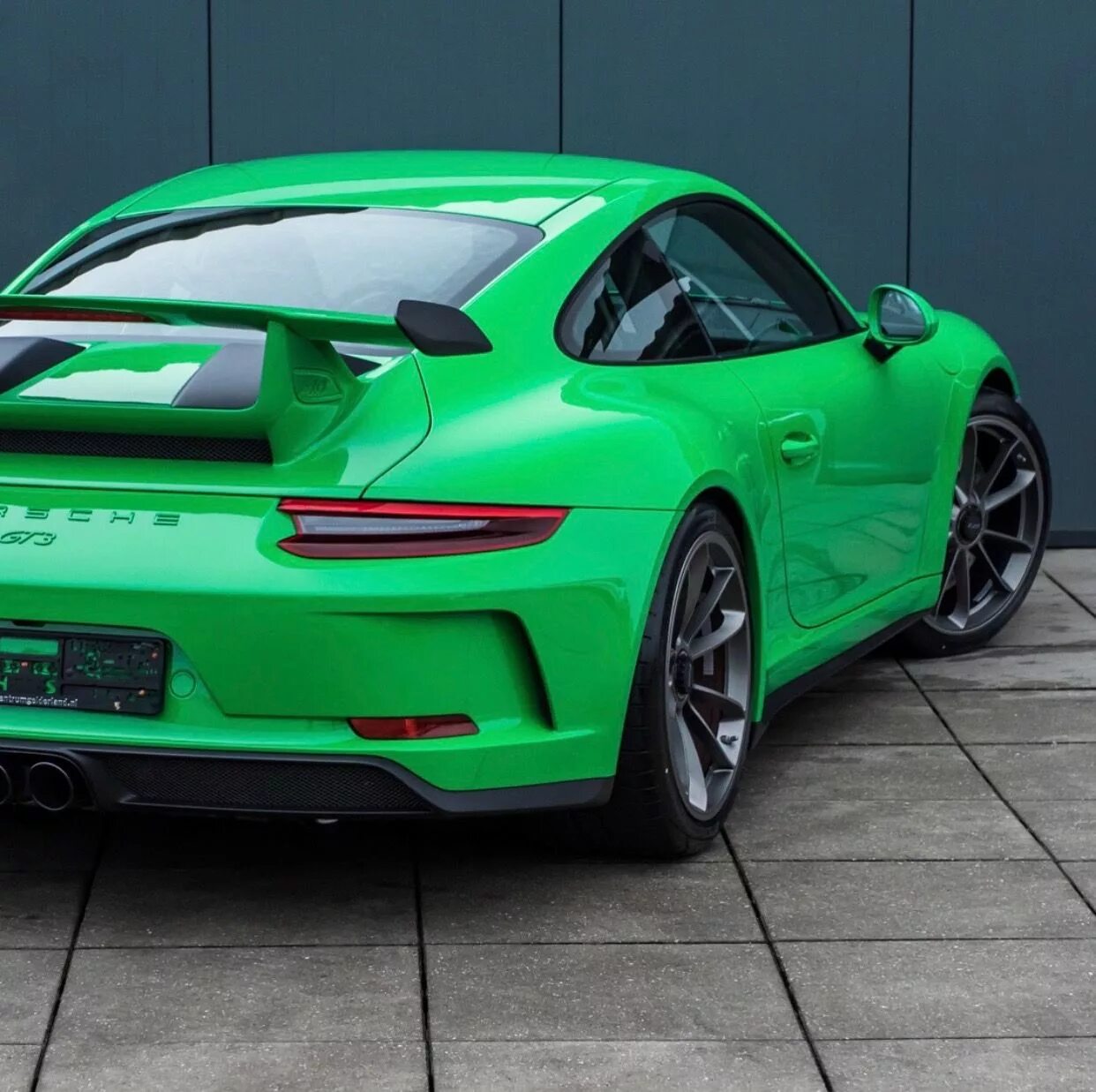 Viper green. Porsche 991.2 gt3. Порше 911 зеленый. Porshe gt 991 зеленый.. Gt4 Porsche зеленая.