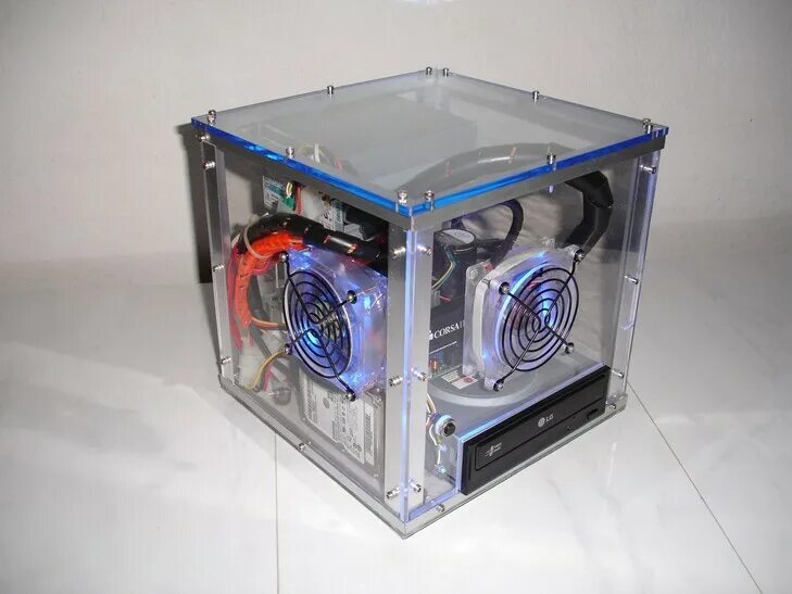 Корпус для пк azza. Компьютерный корпус chieftec fi-01b-u3 250w. Azza cube 802. Chieftec cube ci-02b-op. Корпус кубик для компьютера.