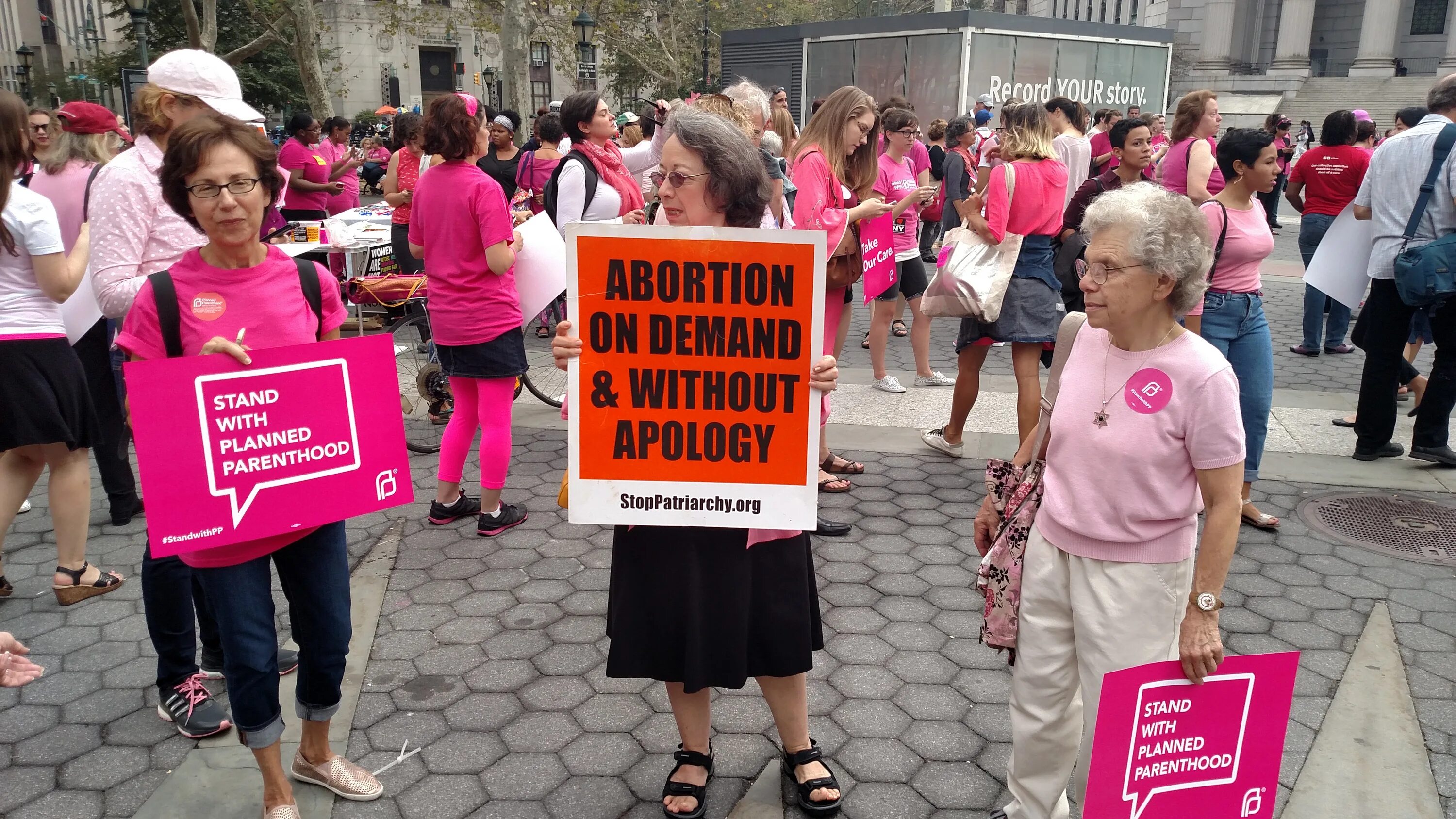 Planned parenthood headquarters. Planned stands. Штаб квартира planned parenthood. Lilith planned parenthood. Pro choice planned parenthood.