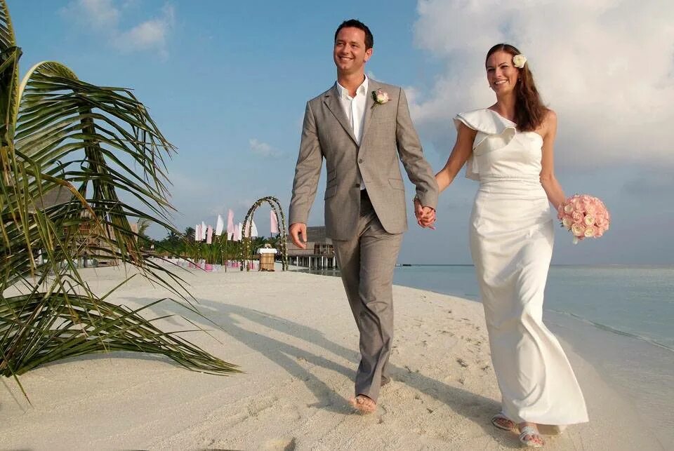 Свадьба на море. Свадьба на острове. Жених и невеста на море. Свадьба на Мальдивах. Церемония желаний