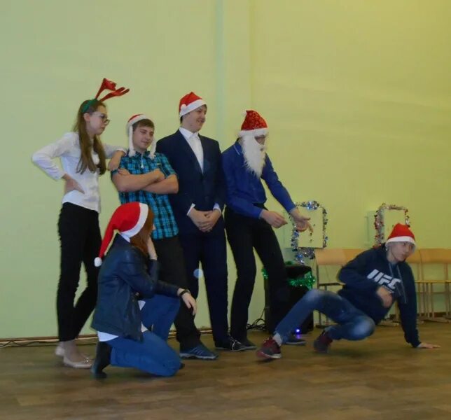 квн новый год. рождественский квн. квн на новый год в школе. новогодний квн 2018г. название команды квн на новый год.