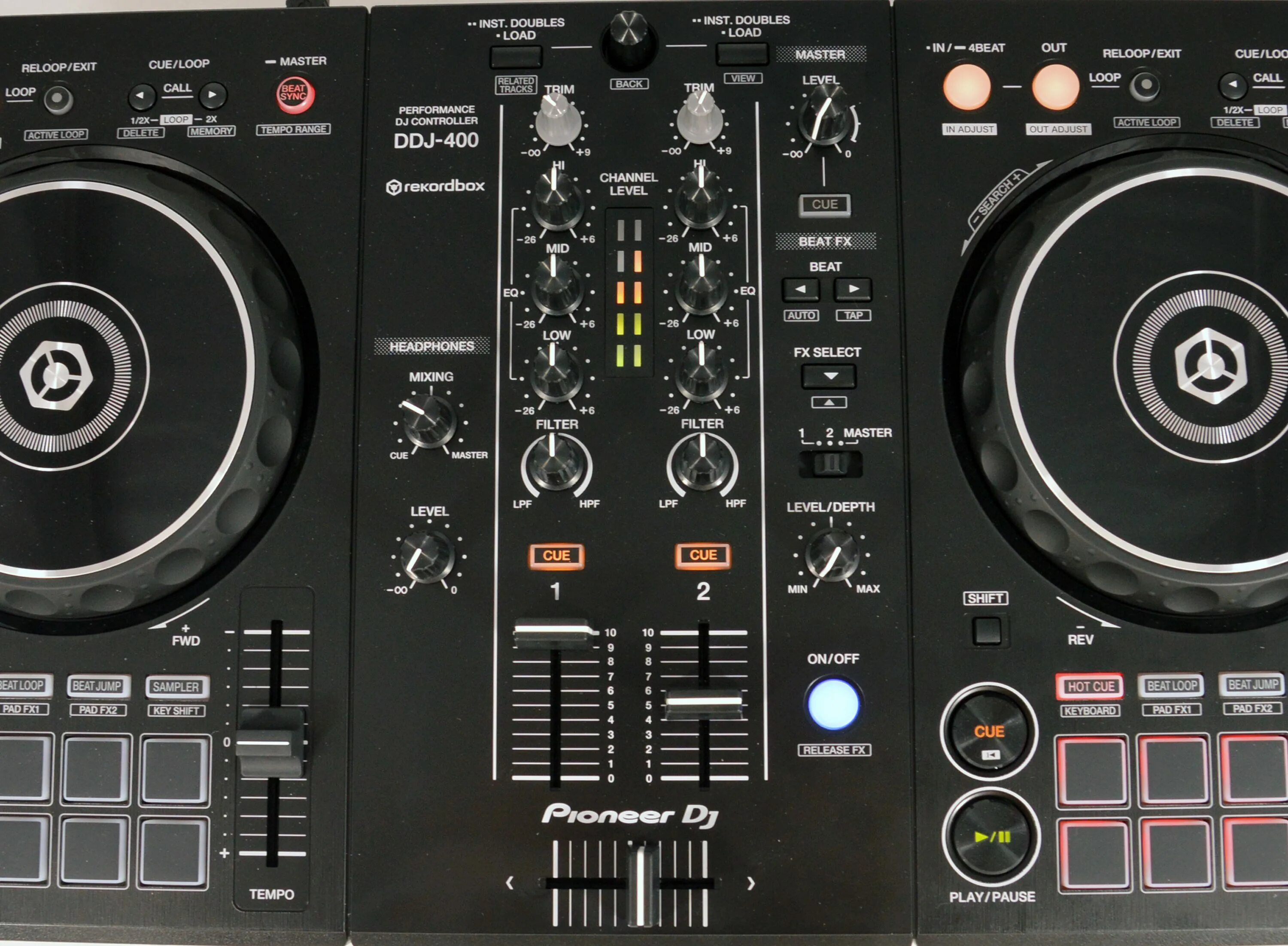 Контроллер ddj 400 купить. Pioneer DDJ-400. DJ пульт Pioneer DDJ-400. Пульт DJ Pioneer 400. DDJ-400 2-channel DJ.