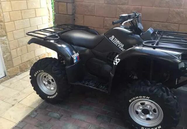 Ямаха 660 квадроцикл. Yamaha grizzly 660. Квадроциклы ямаха гризли 660. Yamaha grizzly 660 шноркеля. Квадроциклы ямаха гризли 660.
