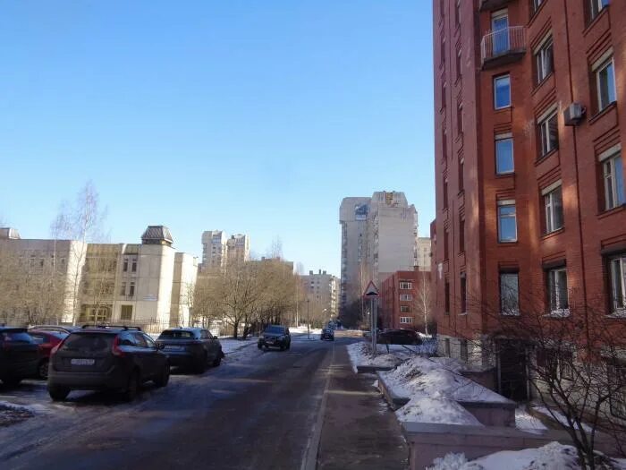 Шувалово озерки санкт петербург. Питер район озерки. Санкт-петербург, выборгский, шувалово-озерки, улица композиторов, 33/5. Озера выборгского района шувалово озерки. Озерки спб жилые районы.