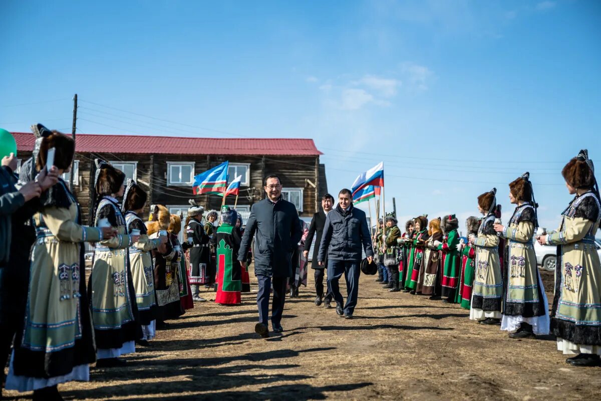 Улаах ан хангаласский улус. Хангаласский улус якутия. День хангаласского улуса. Праздник курая 2007 октябрьский. Наслег хангаласского улуса.