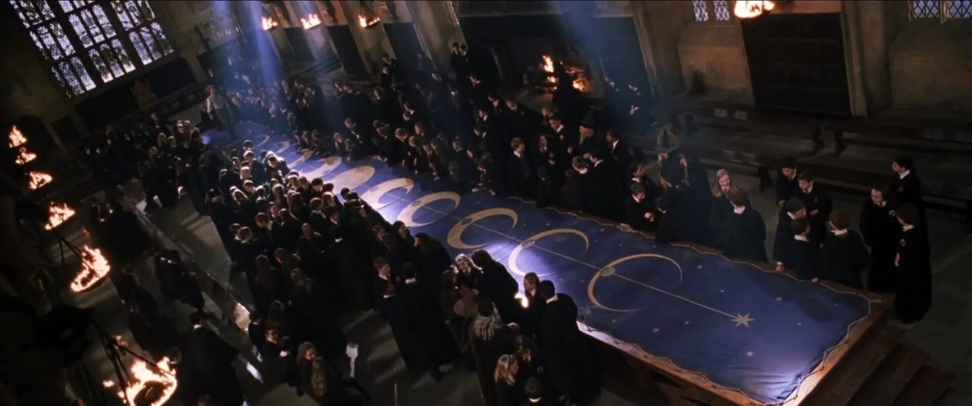 гарри поттер поттермор. клубы хогвартса. гарри поттер и тайная комната слизерин. зал гриффиндора из гарри поттера. гарри поттер отряд дамблдора.