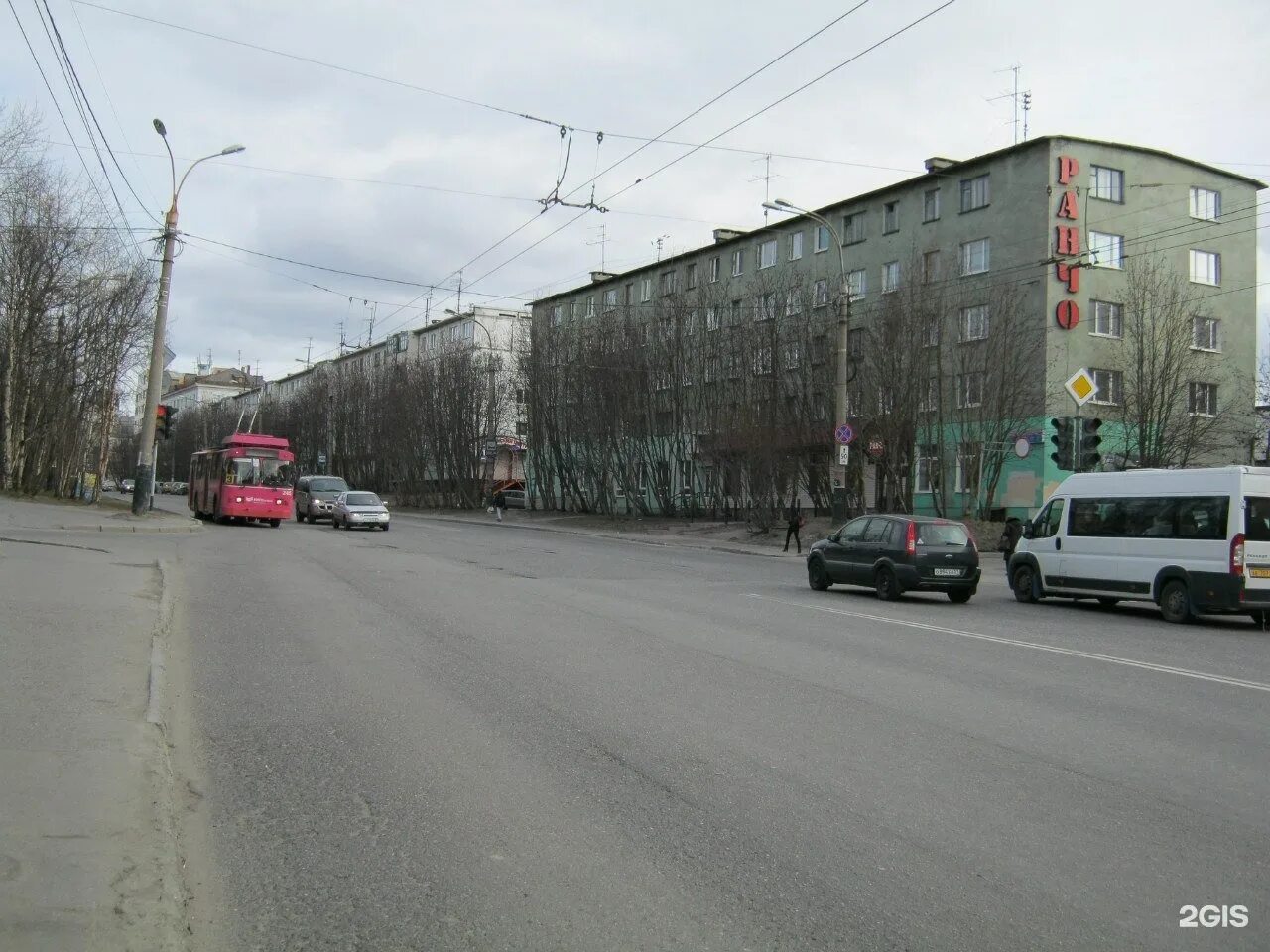 Кирова 7 мурманск. Мурманск улица кирова. Радищева 16 новокузнецк. Ул мурманская. Ул мурманская.