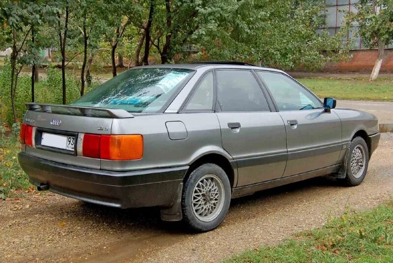 Купить ауди 80 80 года. Audi 80 1987. Ауди 80 1987 года. Audi 80 седан 1987. Ауди 80 1987г СС.