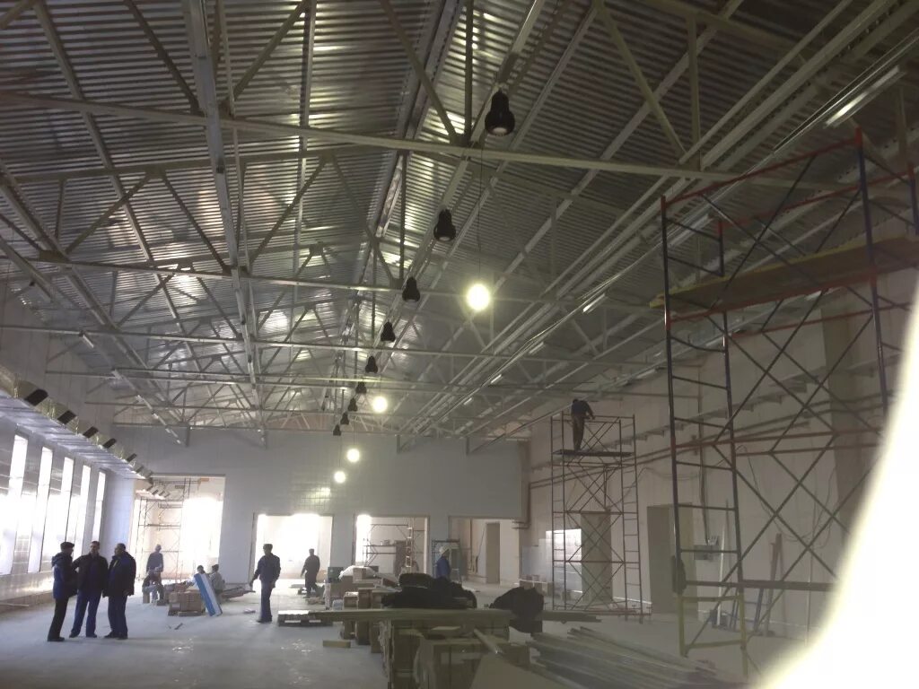 освещение промышленных помещений. освещение промышленных помещений. освещение промышленных помещений. освещение промышленного цеха. освещение производственных помещений.