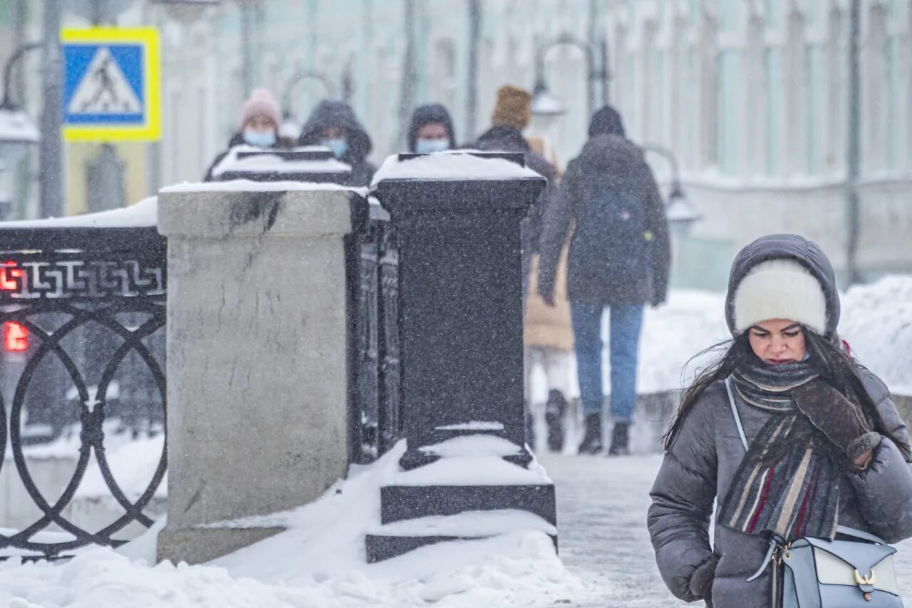 Почему появляется мороз. Холод в москве. похолодание в москве. мороз в москве.