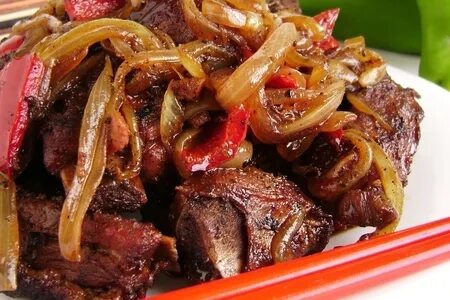 Ребрышки на луке