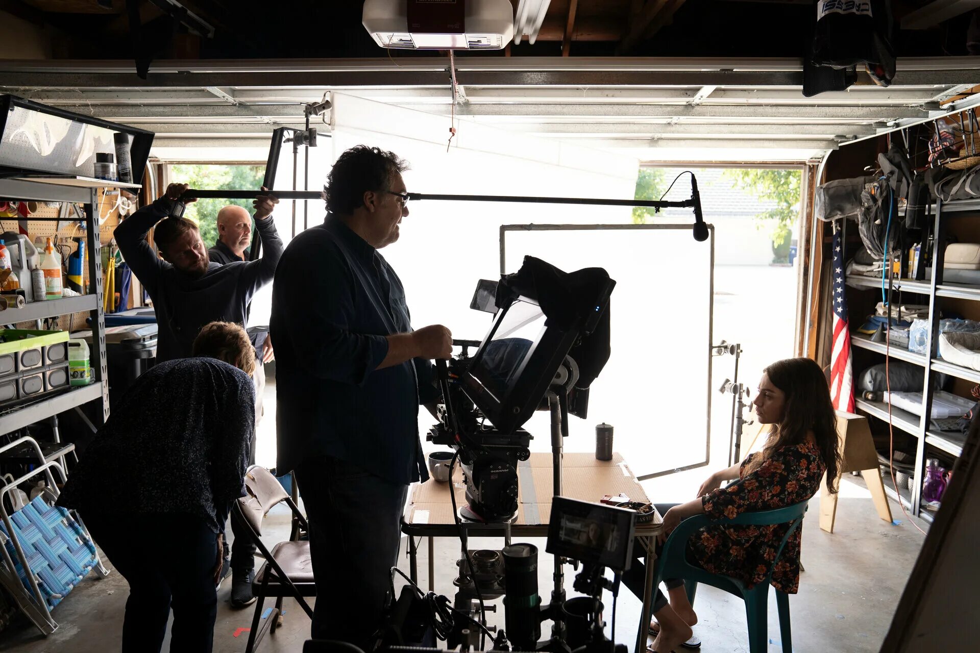 ребекка холл подарок. кинопоиск съемки. кинопоиск съемки. кинопоиск съемки. режиссер и оператор.