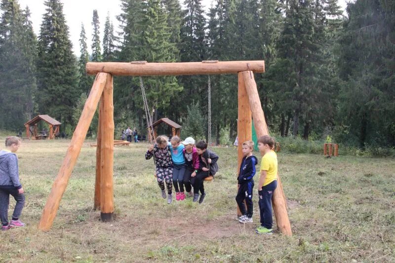 Динамо беседки. Динамо Пермь лыжная база беседки. Беседки на Динамо Пермь. База Динамо Пермь Поляна. База Динамо беседки.