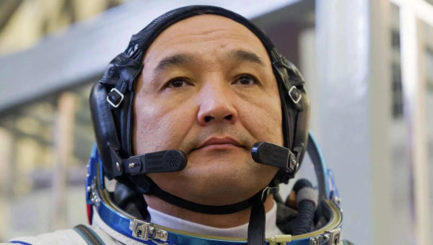 Космонавт караганда. Талгат мусабаев космонавт. аимбетов. айдын аканович аимбетов. аимбетов сергей.