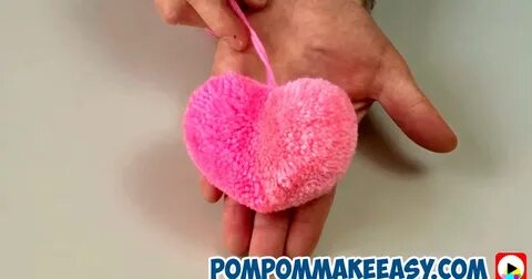 Брелок сердечко из пряжи