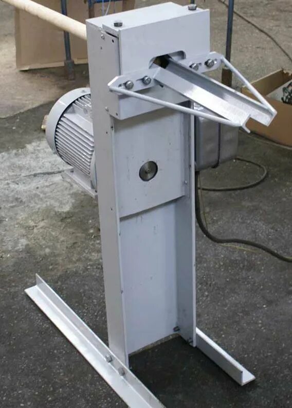 Круглошлифовальный станок для черенков. Скп1 круглопалочный станок. Станок для изготовления черенков для лопат. Станки для черенков для лопат. Станок для изготовления черенков для лопат.