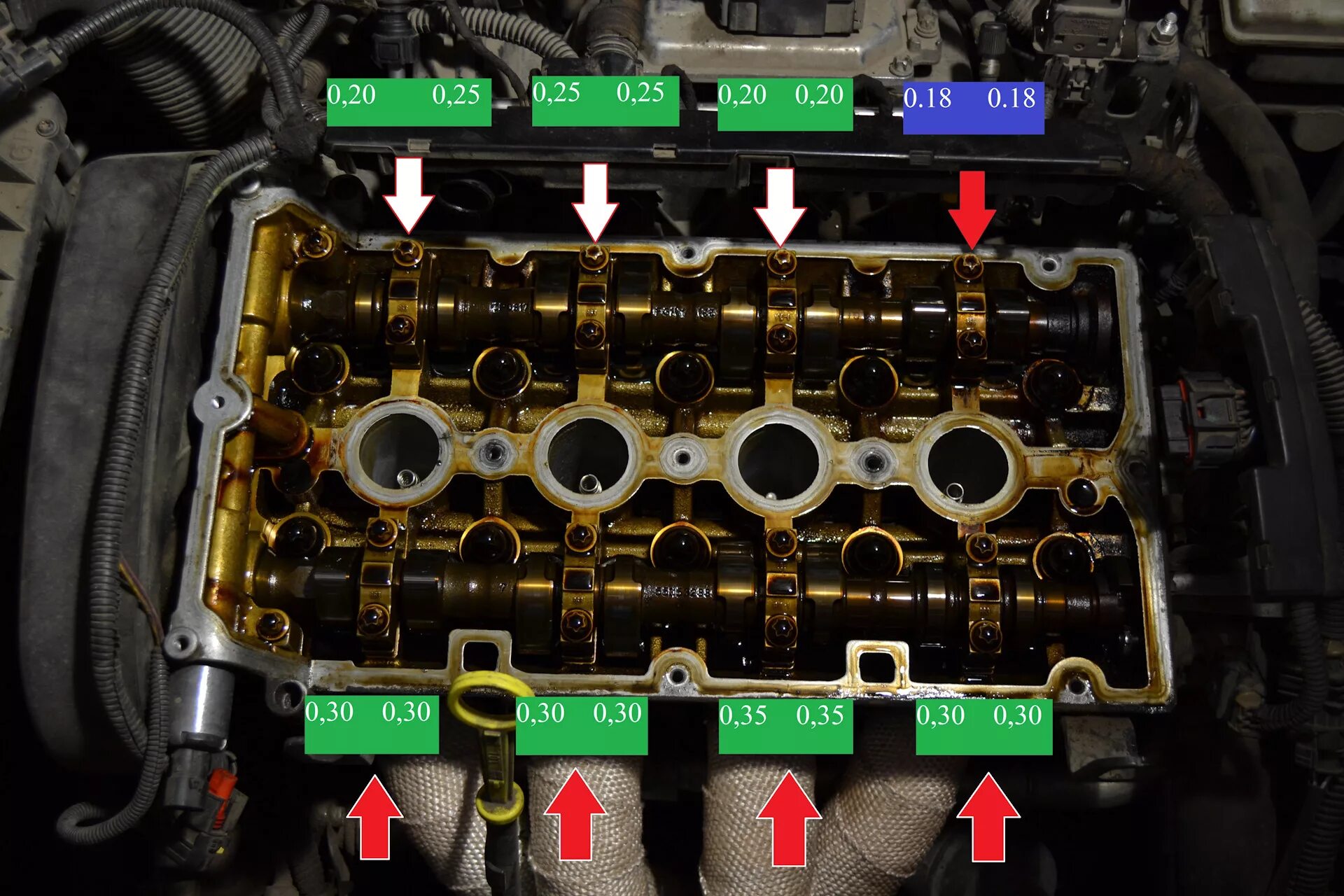 Почему открываются клапана. Головка Opel 1 и 8 16 клапанов. Опель1.8 XER крышки распредвалов. Z16xer головка.