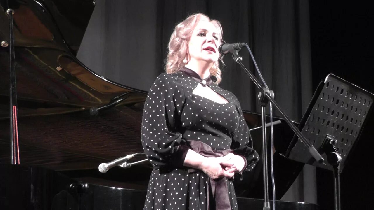 Glebova песни. Последний концерт сенчиной. Glebova песни. Yelena glebova. Карапетян заслуженная артистка филармонии ростов на дону.