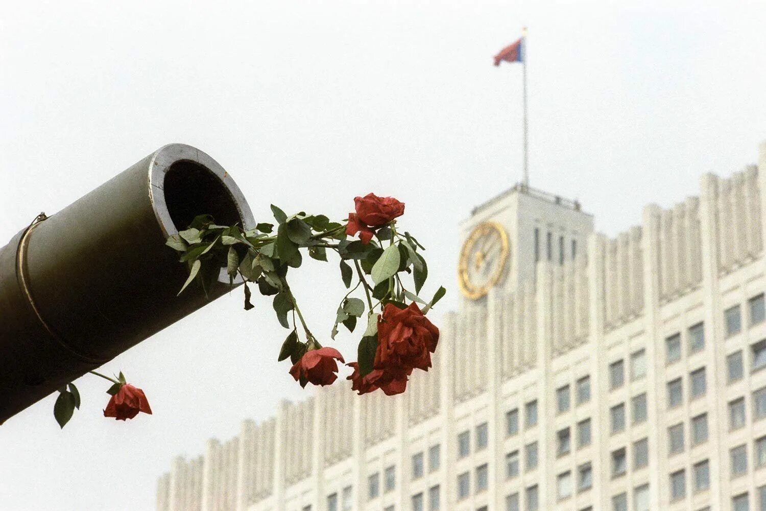 Попытка государственного переворота гкчп год. Августовский путч 1991. гкчп август 1991. белый дом август 1991 год. переворот в ссср 1991.